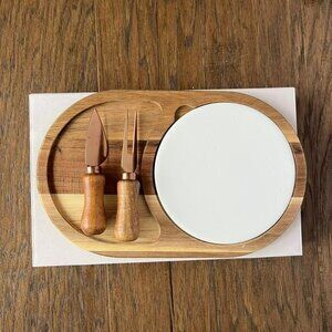 NWT Twine Gourmet Wooden Ceramic Cheese Board Gift Set